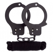 Чёрные наручники из листового металла в комплекте с веревкой BONDX METAL CUFFS LOVE ROPE SET - Dream Toys - купить с доставкой в Пскове