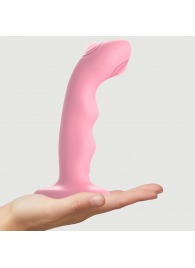 Розовая насадка-стимулятор Strap-On-Me Tapping Dildo Wave - Strap-on-me - купить с доставкой в Пскове