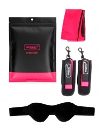 Черно-розовый эротический набор: маска, наручники и повязка - Erokay - купить с доставкой в Пскове