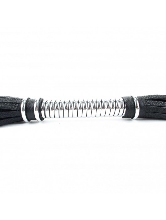 Черная длинная плеть с серебристой ручкой - 56 см. - БДСМ Арсенал - купить с доставкой в Пскове