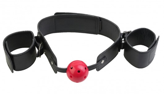 Кляп-наручники с красным шариком Breathable Ball Gag Restraint - Pipedream - купить с доставкой в Пскове