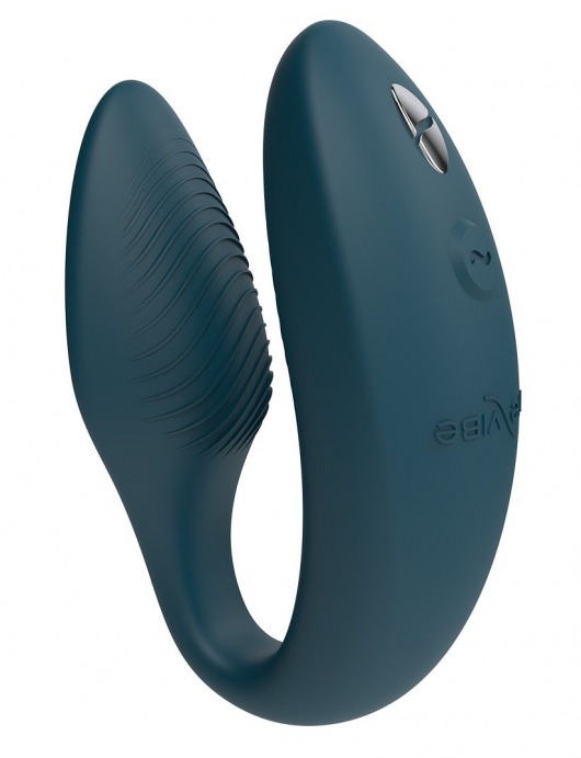 Зеленый вибратор для пар We-Vibe Sync 2 с пультом ДУ - We-vibe купить в Пскове с доставкой в Orgasmix.ru Зеленый вибратор для пар We-Vibe Sync 2 с пультом ДУ - We-vibe